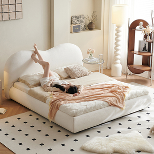 Set <span class=keywords><strong>Letto</strong></span> a Forma di <span class=keywords><strong>Cuore</strong></span> Bianco Crema, Arredamento Camera da <span class=keywords><strong>Letto</strong></span>, Ultimo Modello di <span class=keywords><strong>Letto</strong></span> King Size con Contenitore, Moderno <span class=keywords><strong>Letto</strong></span> Imbottito Effetto Nuvola in Vendita - Product Image 1