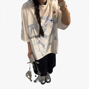 เสื้อยืดวินเทจลายการ์ตูนสาวๆ คอวี แขนสั้น รุ่นใหม่ประจำฤดูร้อนปี 2026 ทรงหลวม แต่งผ้าแบบแพทช์เวิร์ค สไตล์ลำลอง เสื้อยืดสุดฮิต - Product Image 3