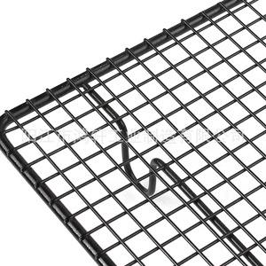 Grille de refroidissement pour gâteaux 26x23x3.4cm, outils de cuisson carrés en fer, résistants au four et au lave-vaisselle - Product Image 3