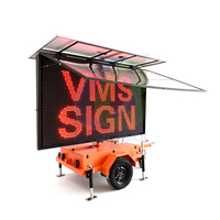 Afficheur à messages variables (VMS) solaire sur remorque, écran LED couleur P10 pour travaux routiers