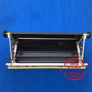 Marches d'escalator à dents plates 30-35 degrés, 4 bords jaunes, 1000 mm, en acier inoxydable pour Hitachi - Product Image 2