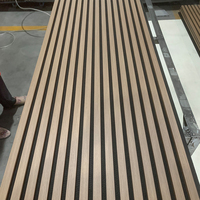 Panneaux acoustiques Akupanel pour entrepôts industriels - Panneaux à lattes en MDF légers