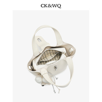 Sacs fourre-tout pour femmes en PU souple texturé, avec pendentif ours mignon et fermoir rotatif, mini sac bandoulière et sac seau quotidien