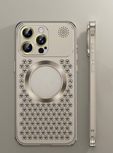 डिजाइनर मेटल हीट रेडियेटिंग चुंबकीय अरोमाथेरेपी आईफ़ोन के लिए 14 15 बड़े विंडो लेंस फिल्म और स्प्रिंग लॉक के साथ - Product Image 2