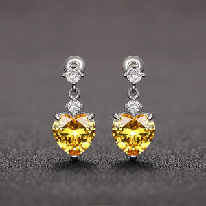 Boucles d'oreilles pendantes en cristal jaune cœur E3062, monture griffe en argent 925, pour femme, port quotidien romantique - Product Image 4