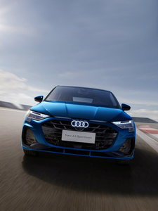<span class=keywords><strong>Audi</strong></span> A3 Sportback 35 TFSI 2025, 6.04L/100km, Hatchback de Lujo con Ahorro de Combustible, Stock en África - Product Image 3