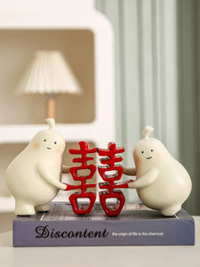 Ornement en résine époxy sculpté, style art populaire, en forme de poire, idéal pour la Saint-Valentin et le Festival Qixi, parfait pour les déclarations d'amour et les propositions de mariage - Product Image 2
