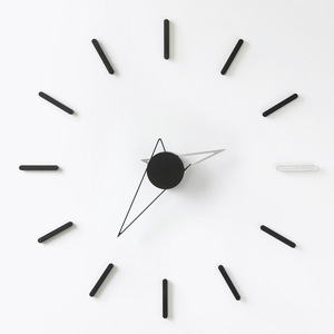 Horloge murale décorative ronde à quartz, alimentée par piles, pour salon, style nordique moderne - Product Image 3