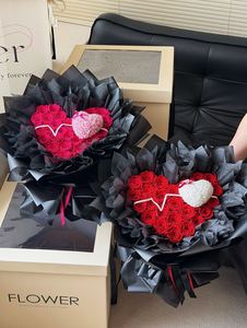Coffret Cadeau Bouquet de Roses Éternelles ECG Cœur 26 pièces – Fleur Éternelle pour la Saint-Valentin, Cadeau de Déclaration pour Petite Amie - Product Image 4