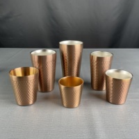 Fabricant vente en gros tasse isotherme à double paroi à motif diamant verres à bière en acier inoxydable de style classique pour boissons chaudes et froides