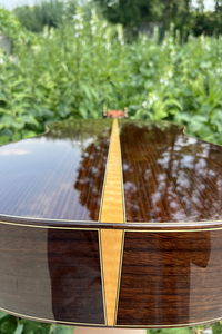 <span class=keywords><strong>Guitarra</strong></span> Clásica Española de Alta Gama, Marca Aiersi, con Tapa de Abeto Macizo, Diseño con Incrustaciones de Arce Rizado, Cuerpo de Palisandro, Buen Sonido - Product Image 3