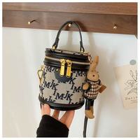 Tas Selempang Wanita Model Bucket Kecil dari Merek Terkenal, Tas Desainer Baru dari Kulit PU Anti Air dengan Ritsleting dan Logo Merek