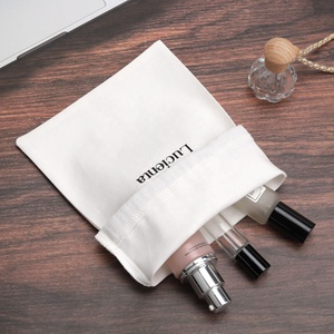 Pochette cadeau en mousseline écologique recyclable avec logo personnalisé pour mariage, sac anti-poussière en sergé de coton biologique avec cordon de serrage, vente en gros - Product Image 3