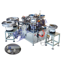Machine d'assemblage de couvercle supérieur de cylindre de bouteille de perfusion pour bébé