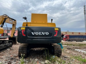 Excavatrice Volvo EC480D de 48 tonnes avec conception classique originale Grande pelle à faible coût avec composant de moteur central - Product Image 6