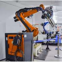 Bras robotisé industriel d'origine KUKA KR 120 R2700-2 à 6 axes avec une charge utile de 120 kg, portée de 2701 mm, robot pour l'automatisation de la soudure