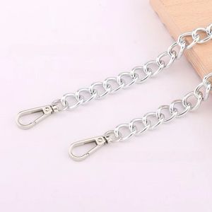 สายโซ่โลหะที่ทันสมัยและทนทานตะขอเกี่ยวแข็งแรงหลากสีอุปกรณ์เสริมกระเป๋าแบบทำมือตัวเลือกสำหรับเปลี่ยนของตกแต่งกระเป๋า - Product Image 4