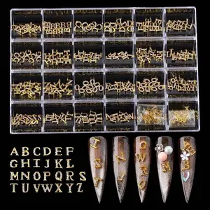 热卖新型金钉水晶水钻英文3D字母美甲魅力锆石螺柱盒