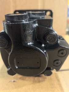 Motor Hidráulico 109-1101-006 103-1029-012 110-1135-006 109-1158-006 109-1575-006 Serie 4000, Motor de Instalación Estándar - Product Image 1