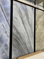 Carrelage en porcelaine antidérapant effet marbre blanc et noir avec lignes dorées, aspect pierre de luxe, 600x1200mm, pour sol et mur