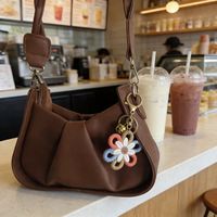 Nouveau porte-clés bohème marguerite, porte-clés floraux au crochet faits à la main, breloques de sac tissées mignonnes tournesol pour femmes, porte-clés clochette charmant