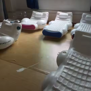 Cama Flotante Inflable de Silicona Personalizada de Fábrica Waterhan, de Lujo, Individual/Doble, Modo Eléctrico, para Uso Comercial en Exteriores, Capacidad Máxima - Product Image 3