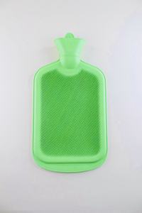 Sac à eau chaude personnalisé sac à bouillotte en caoutchouc PVC sac à eau chaude en peluche avec couvercle sac à eau chaude pour usage chaud - Product Image 6