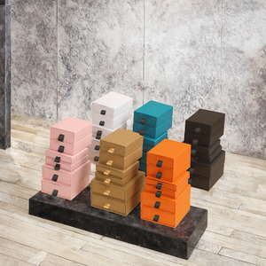 Boîte à bijoux rigide personnalisée pour cadeaux, solution de rangement en carton coulissant avec doublure en éponge pour colliers, bracelets, bagues - Product Image 3