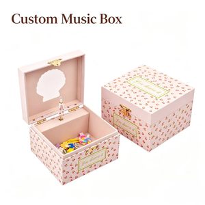 YIYU OEM ODM Caja de Joyería Musical Infantil de Papel Ecológico con Espejo Giratorio de Unicornio y Estampado de Cerezas, Regalo de Cumpleaños Cuadrado para Niñas - Product Image 1