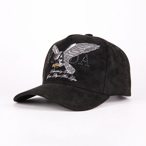 Gorra de Béisbol de Lujo Personalizada en Gamuza Negra con Bordado 3D de Águila, Transpirable, Impermeable, Unisex, de 5 Paneles, con Forro de Satén - Product Image 2
