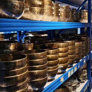 Горячая распродажа: Непальская посуда для медитации ручной работы, тибетская поющая чаша для йоги, медитации и звукотерапии - Product Image 6