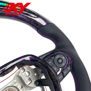 Volant sport en fibre de carbone forgée LED personnalisé pour Toyota Camry 2018-2024 Corolla RAV4 Accessoires intérieurs de voiture - Product Image 2