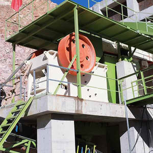 Concasseur à mâchoires à prix compétitif et à économie d'énergie pour le béton, la pierre, le granit et le quartz - Product Image 2