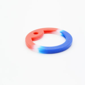 WS06 Bolsa de 100 piezas EE. UU. Coloful Dog Tag Silenciador Rojo Blanco Azul Silenciador de metal para etiquetado - Product Image 4