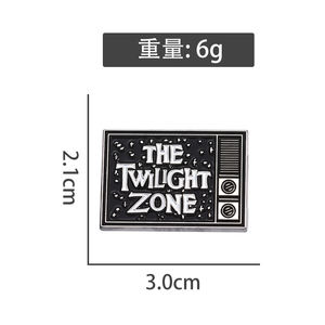 Sming Pins dessin animé noir et blanc <span class=keywords><strong>TV</strong></span> la Zone crépusculaire émail broche texte alliage sac à dos Badge vêtements accessoires cadeau - Product Image 6