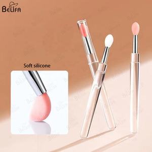 Nuevo con tapa de cubierta Mini cepillo sombra de ojos Color de labios Máscara de labios Aplicador de Arte de uñas Crystal Stick cepillo de brillo de labios de silicona transparente - Product Image 5