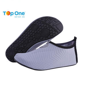 TopOne Aqua chaussures d'eau pieds nus chaussettes de Yoga à séchage rapide chaussures de plage sans lacet pour hommes femmes chaussures de natation - Product Image 6