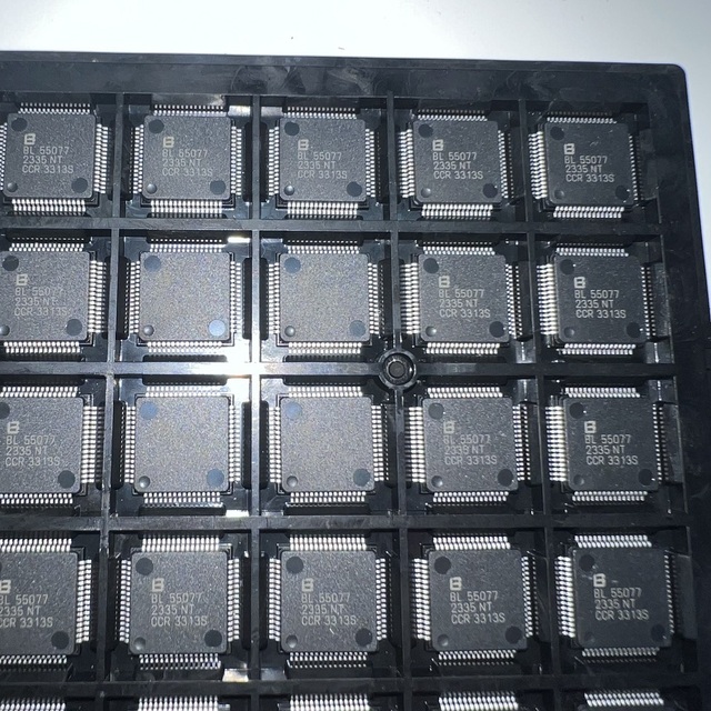 Original New BL55077 LQFP-64 LCD Driver IC Chip Good Price Integrated Circuits Electronic Components