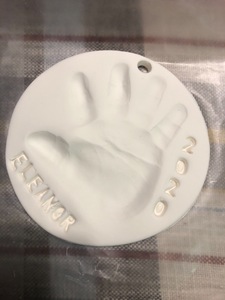 ชุดอุปกรณ์พิมพ์มือพิมพ์เท้าเด็ก ดินเหนียวสำหรับทำของที่ระลึก พร้อมสลักชื่อ ของขวัญสำหรับเด็กแรกเกิด - Product Image 4