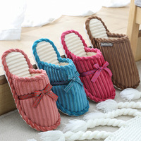 Nouveau populaire automne et hiver maison chaussures en peluche à semelles épaisses antidérapantes adaptées à l'intérieur et à l'extérieur porter des pantoufles en coton Couple
