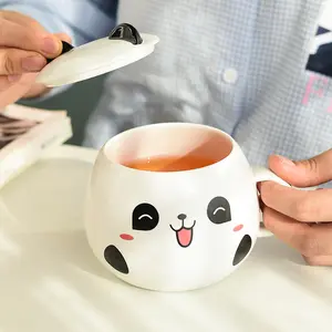 사용자 정의 팬더 머그 재미있는 만화 동물 세라믹 커피 컵 손잡이가있는 독특한 우유 도자기 카와이 머그잔 차 물 데칼
