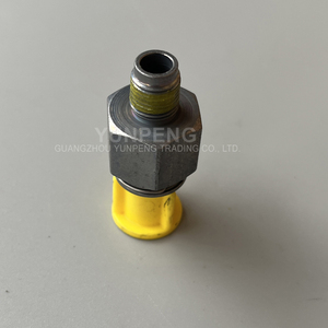ข้อต่อท่อระบายความร้อนน้ำมันเครื่อง 4800267AA สำหรับ Dodge Chrysler Town and Country ปี 2005-2021 - Product Image 3
