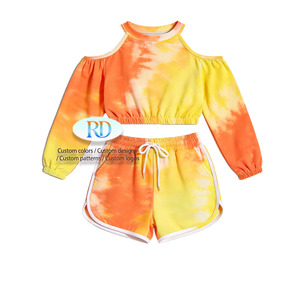 Conjunto <span class=keywords><strong>de</strong></span> Verano para Niñas <span class=keywords><strong>de</strong></span> 1 a 6 Años con Estampado Tie Dye, Top Corto <span class=keywords><strong>de</strong></span> Manga Larga con Hombros Descubiertos y Pantalones Cortos para Uso Diario Informal - Product Image 3