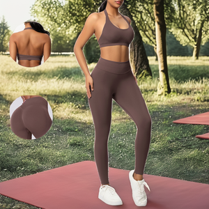 Conjunto de yoga sólido de 2 piezas para mujer XXL, top halter con cuello redondo, sin costuras, de cintura alta, de nailon y elastano, transpirable, elástico y moldeador de glúteos. - Product Image 2