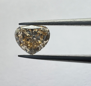 Anillos de Boda Sofisticados con Piedras Sueltas de Laboratorio en Forma de Corazón, Color Fantasía Excelente, Brillo Radiante, Joyería Fina con Grabado Láser - Product Image 3