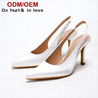 Chaussures de luxe personnalisées pour femmes, sandales à talons élégantes et tendance, sandales à bout pointu de haute qualité à talons fins