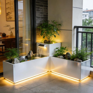 H069 Vaso Moderno in Metallo Antiruggine con Luce LED in Acciaio Inox per Decorazione Esterna di Cortili, Balconi e Spazi Commerciali - Product Image 5