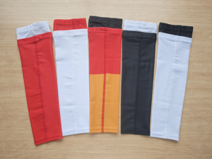 Reine Maßanfertigung Doppelarm-Ärmel für Radfahren, Baseball, Fußball Zweifarbige Sublimationsdruck Kompressions-Armstulpen - Product Image 6