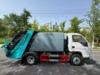Camion à ordures compacteur Foton 4x2 4m³ à benne basculante, personnalisation pour le commerce extérieur