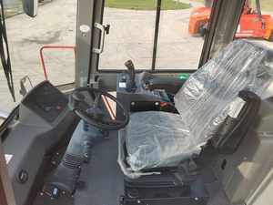 Chariot élévateur à faible consommation de carburant 42 tonnes CPCD420, chariot élévateur diesel avec déplaceur latéral, en stock - Product Image 2